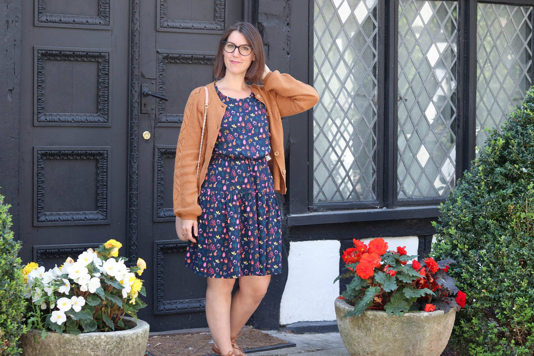 Viscose One Apple a Day - Lise Tailor