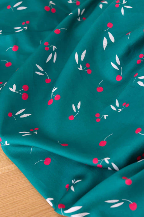 Katoen satijn stof clafoutis van lise tailor