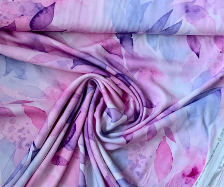 Viscose met bloemenprint paar en roze