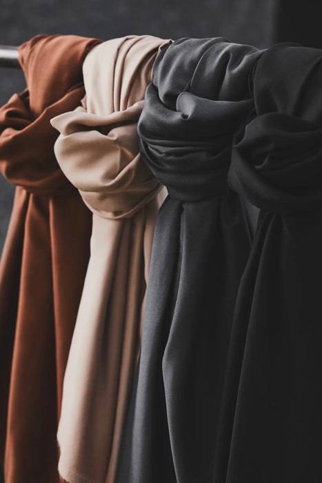 Smooth Drape Twill Black - meetMILK