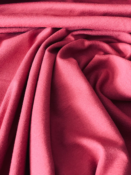 Luxe Viscose Tricot in de kleur Marsala van Quality Textiles
